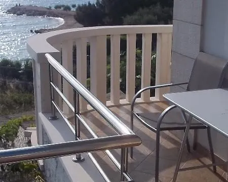 Kalajzic Apartment Omis
